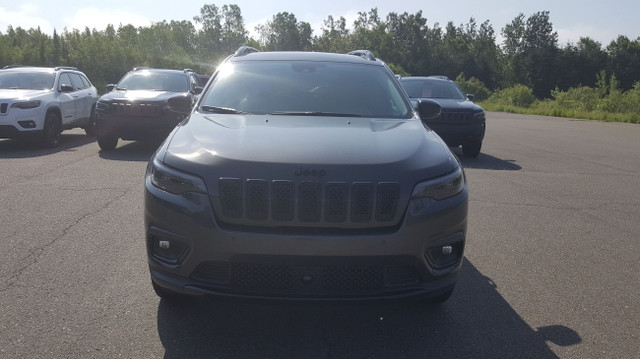 Jeep Cherokee PETROL