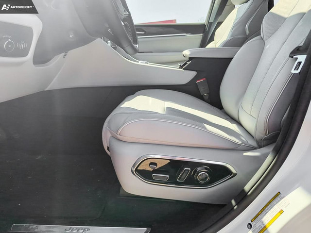 Jeep Grand Cherokee Features