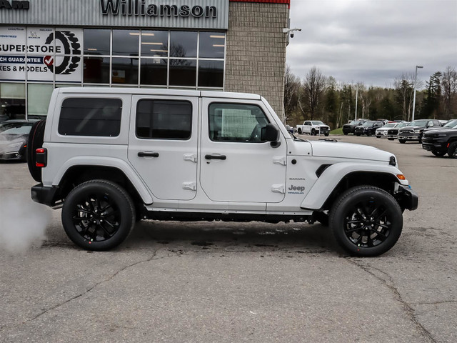 Jeep Wrangler 5