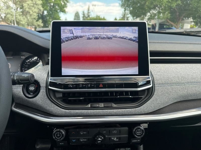 Jeep Compass image