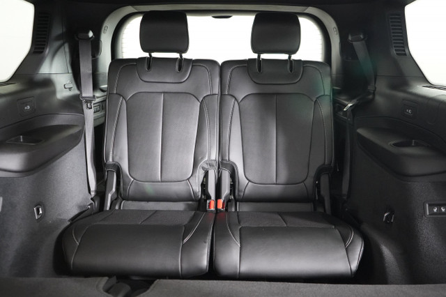 Jeep Grand Cherokee L Extras