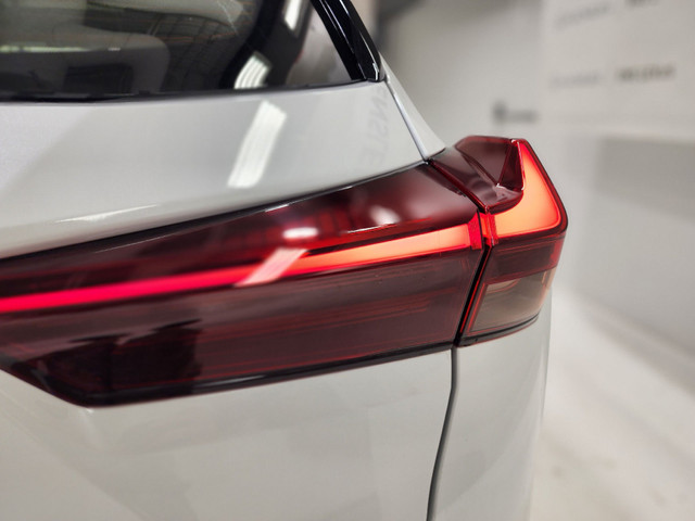 Lexus UX image