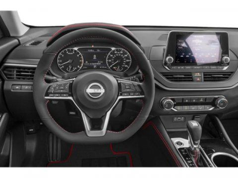 Altima Nissan
