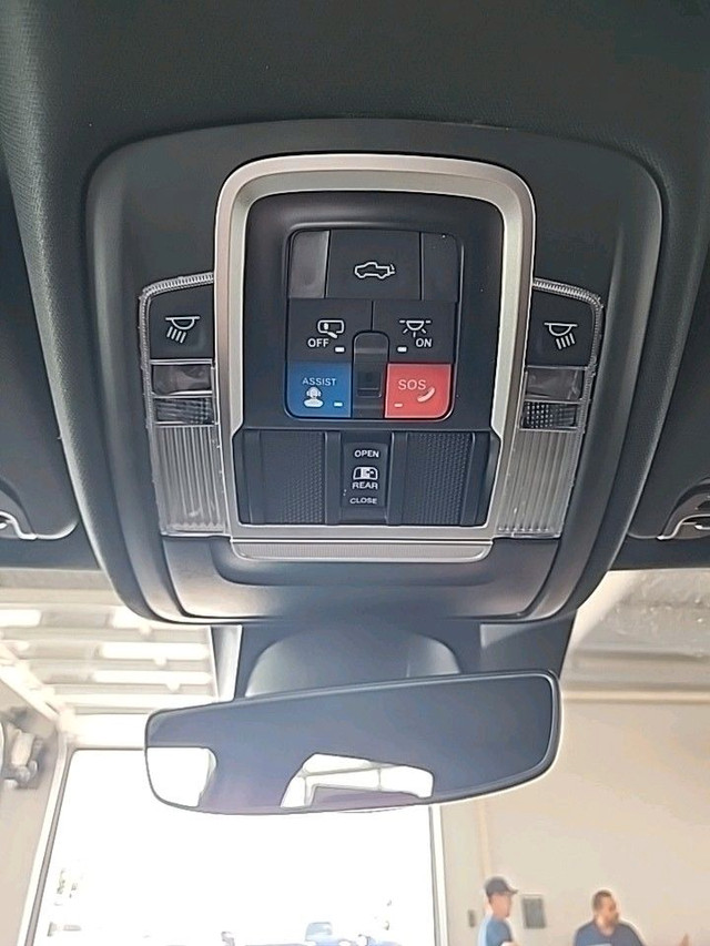RAM 1500 Extras
