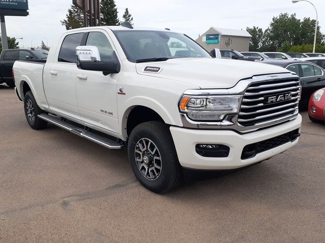 RAM 3500 Features