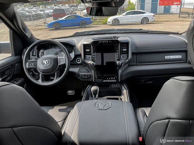 RAM 1500 PETROL