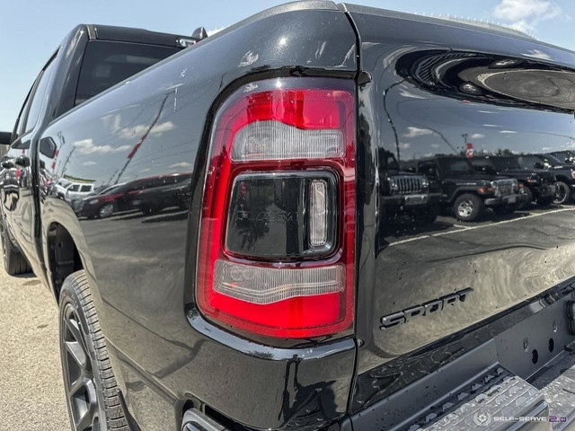 2023 Ram 1500 SPORT