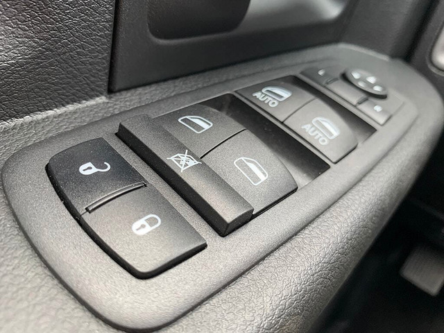 2023 Ram 1500 Classic EXPRESS