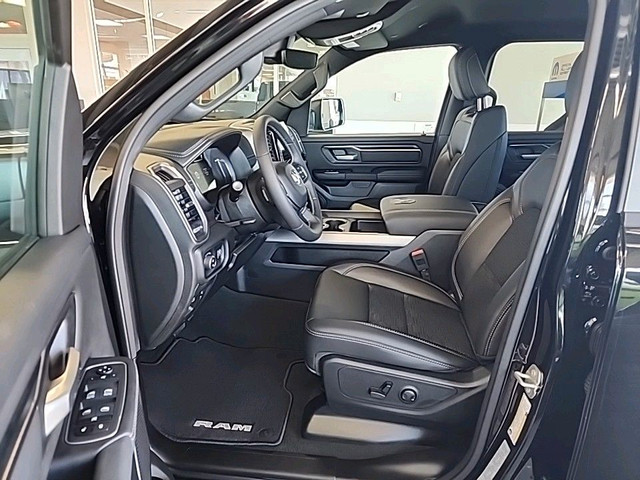 RAM 1500 Colour