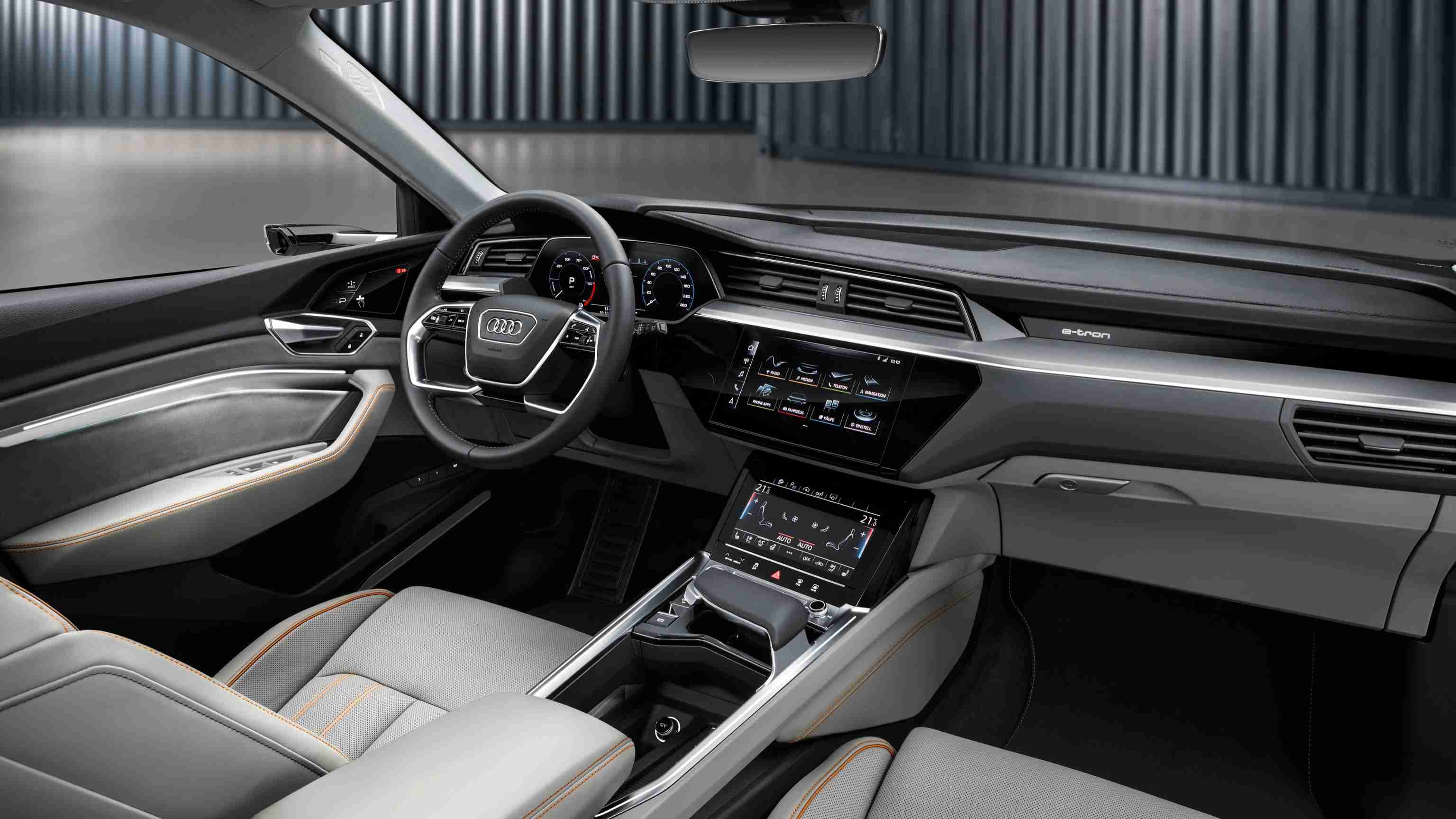 Audi e tron 55 quattro Seating Capacity