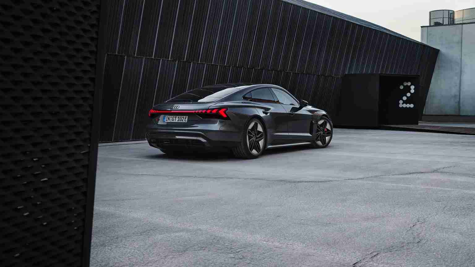Audi e tron GT RS Pictures