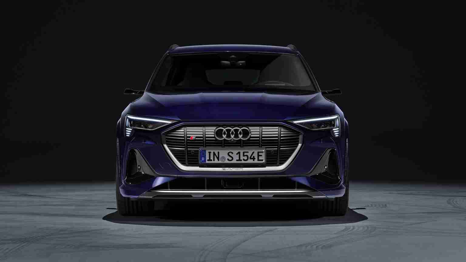 Audi e tron S Front Look