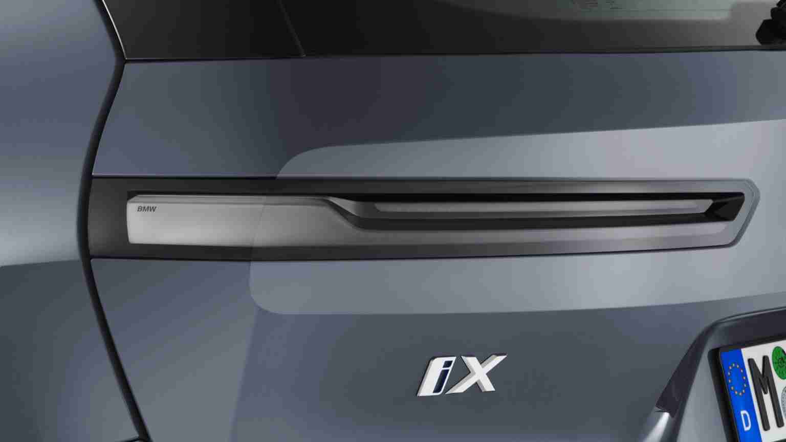 BMW iX xDrive50 Interior (2)