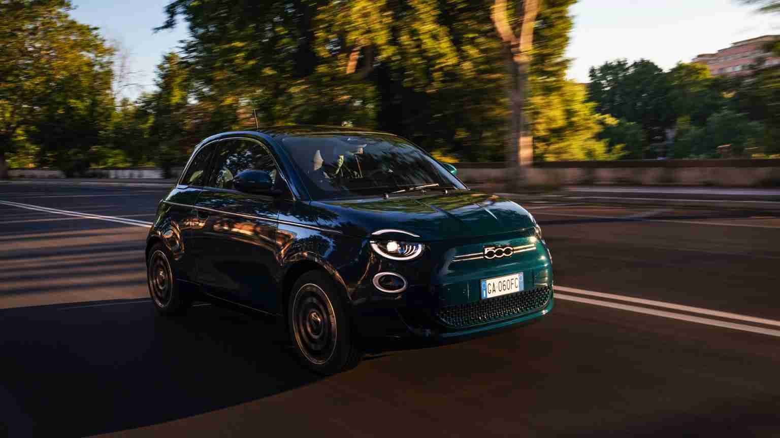 Fiat 500e Hatchback 42 kWh Lease