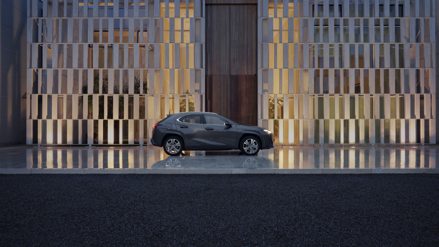 Lexus UX 300e Lease Details