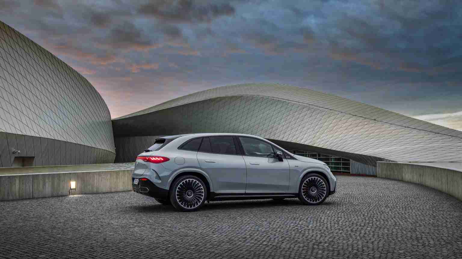 Mercedes EQE SUV AMG 43 4MATIC Boot Space