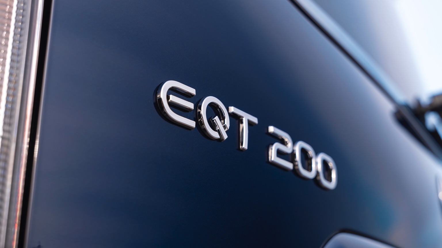 Mercedes EQT 200 Standard Front Look (2)