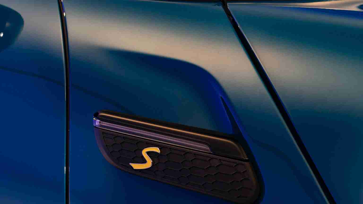 Mini Cooper SE Lease Details