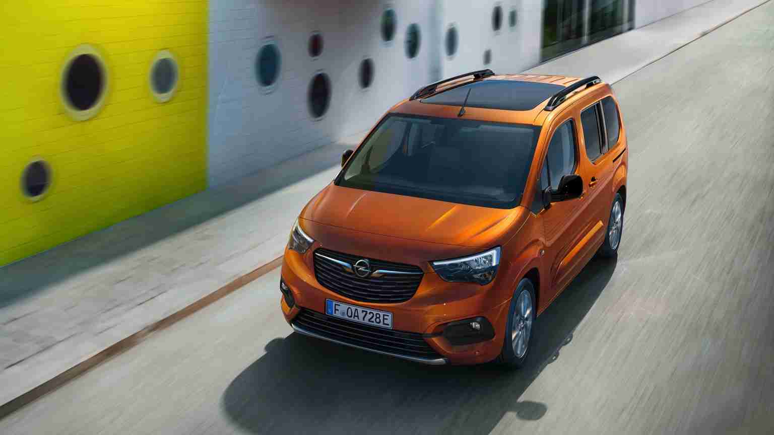 Opel Combo e Life XL 50 kWh Sales