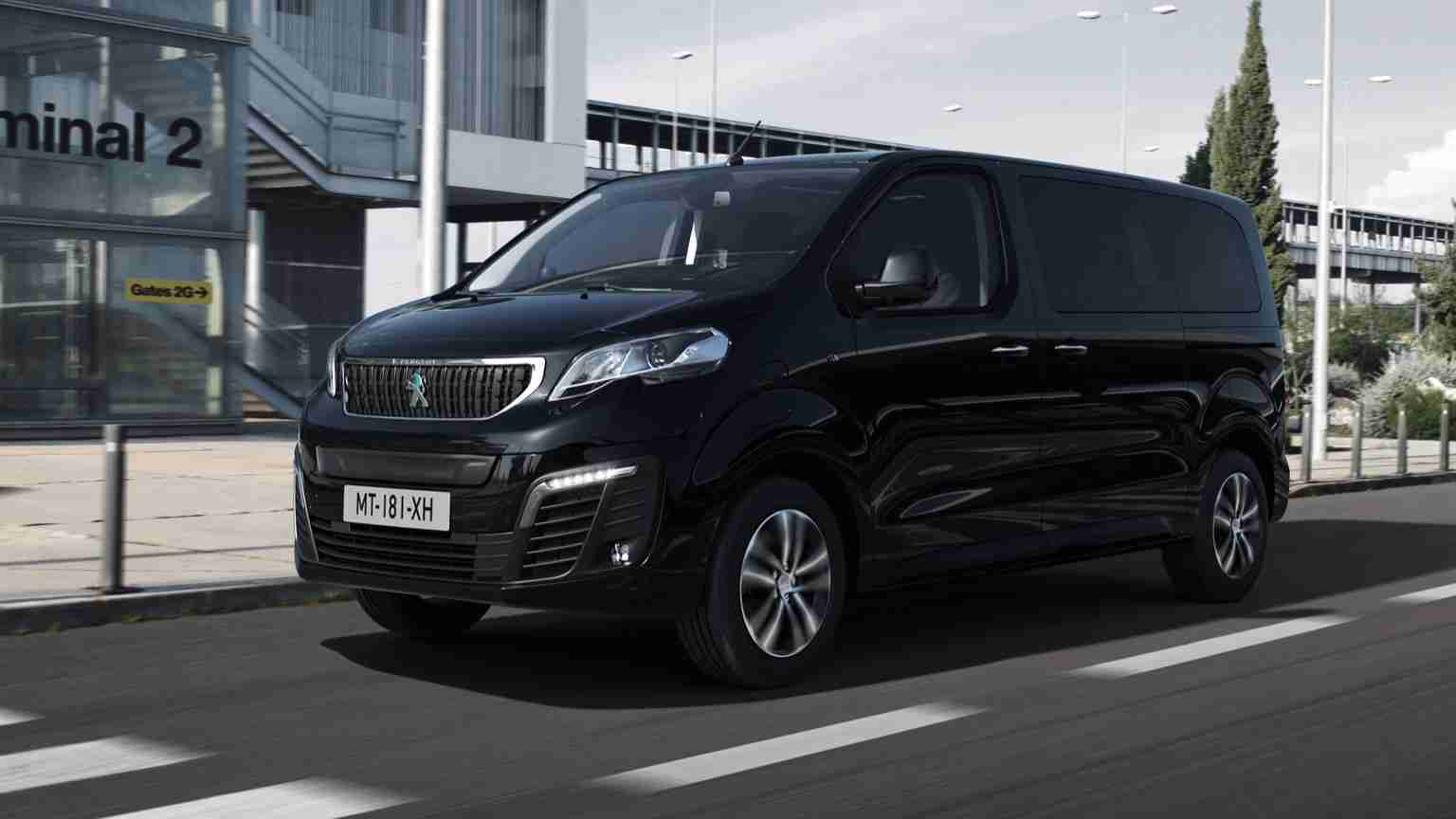 Peugeot e Traveller Standard 75 kWh Seating Capacity