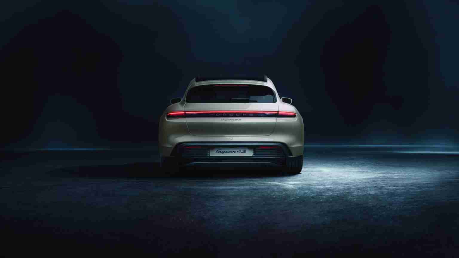 Porsche Taycan 4S Plus Sport Turismo Seating Capacity