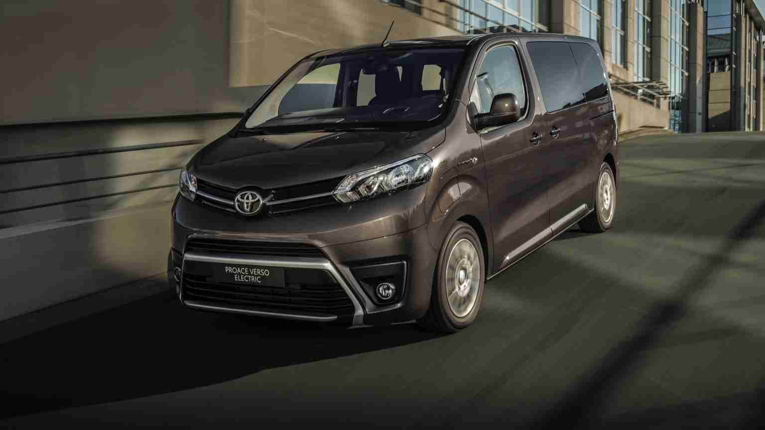 New Toyota PROACE Shuttle M 75 kWh
