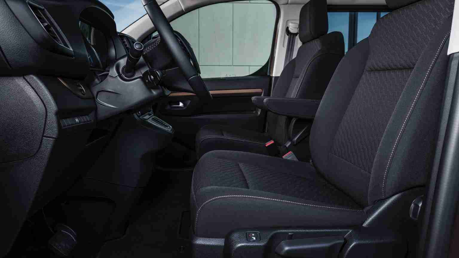 Toyota PROACE Shuttle L 75 kWh Mirrors