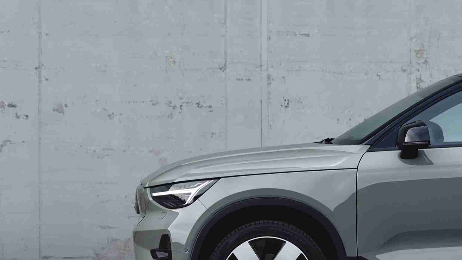 Volvo XC40 Recharge Twin Pure Electric Boot Space